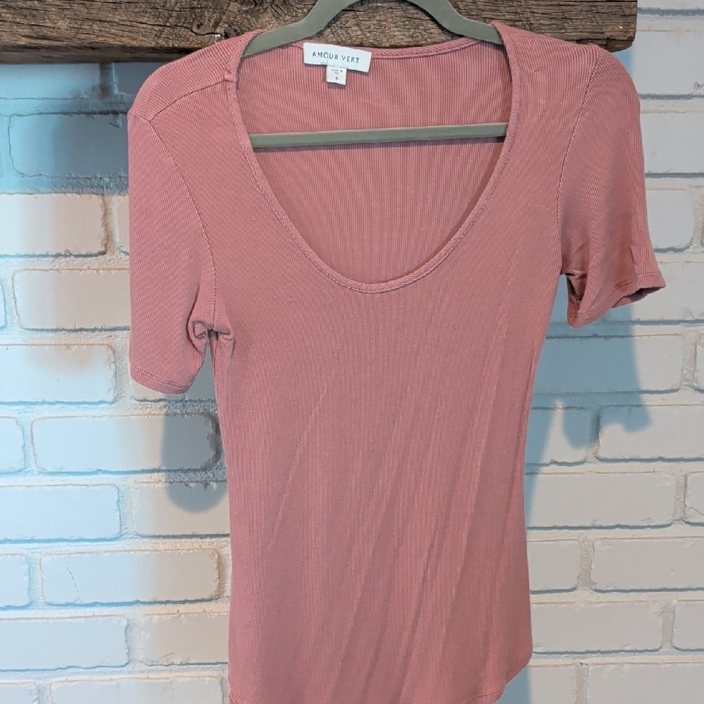 Amour Vert Mauve Short Sleeve Tee